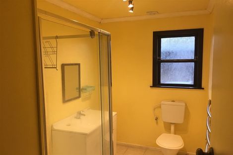 Photo of property in 2 Ambler Avenue, Glen Eden, Auckland, 0602