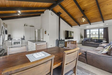 Photo of property in 10 Bandon Grove, Bell Block, New Plymouth, 4312