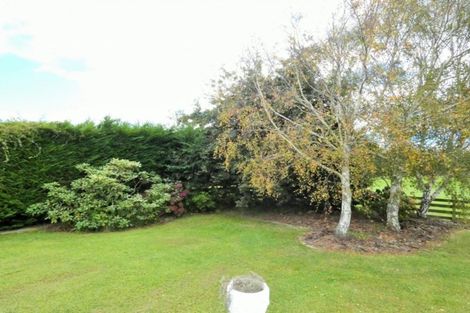 Photo of property in 187 Muhunoa Road West, Ohau, Levin, 5570