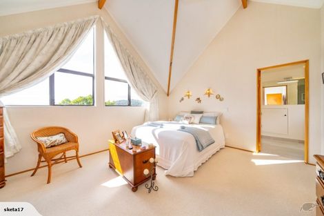 Photo of property in 9 Dunleith Grove, Silverstream, Upper Hutt, 5019