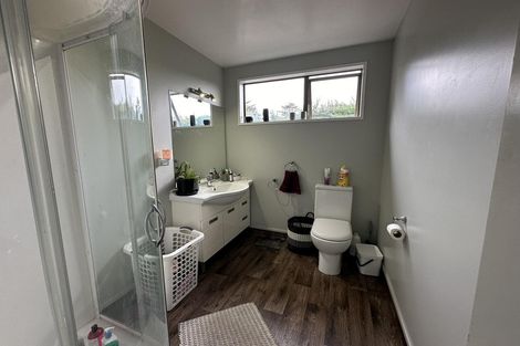 Photo of property in 25 Bedford Parade, Brighton, Dunedin, 9035