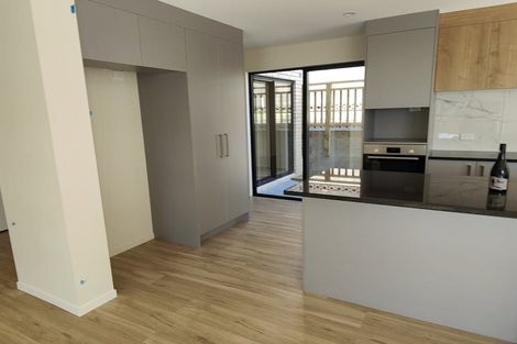 Photo of property in 46a Oakdale Road, Mount Roskill, Auckland, 1041