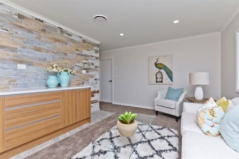 Photo of property in 49 Te Oneroa Way, Long Bay, Auckland, 0630