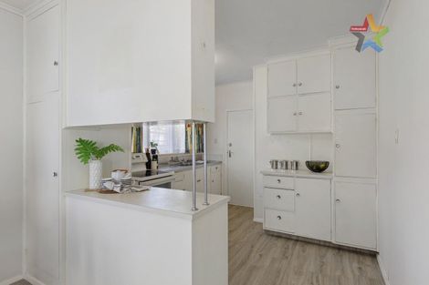 Photo of property in 58 Holborn Drive, Stokes Valley, Lower Hutt, 5019