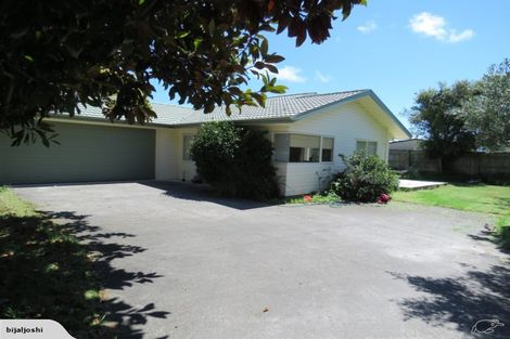 Photo of property in 8a Sandspit Road, Waiuku, 2123