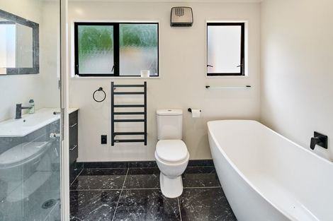 Photo of property in 7b Gray Avenue, Paraparaumu Beach, Paraparaumu, 5032