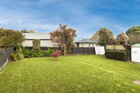 Photo of property in 14 Winters Road, Redwood, Christchurch, 8051
