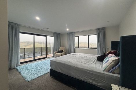 Photo of property in 32 Atherton Terrace, Churton Park, Wellington, 6037