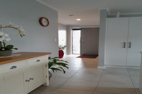 Photo of property in 8 Simms Close, Pyes Pa, Tauranga, 3112