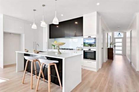 Photo of property in 27 Maka Terrace, Orewa, 0931