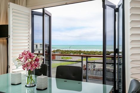 Photo of property in 2-6 Hamblyn Street, Strandon, New Plymouth, 4312