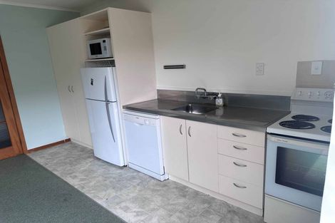 Photo of property in 82 Severn Street, Island Bay, Wellington, 6023