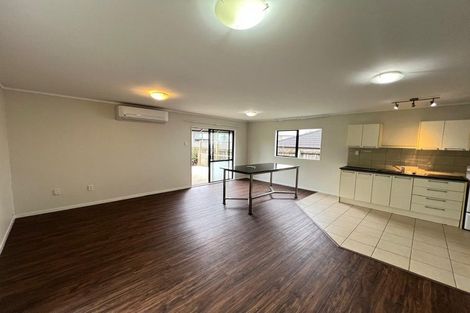 Photo of property in 29 Awaroa Road, Sunnyvale, Auckland, 0612
