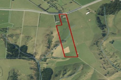 Photo of property in 636 Ararata Road, Hawera, 4674