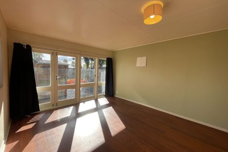 Photo of property in 43 Meadway, Sunnyhills, Auckland, 2010