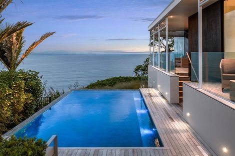 Photo of property in 94-98 Lax Crescent, Leigh, 0985