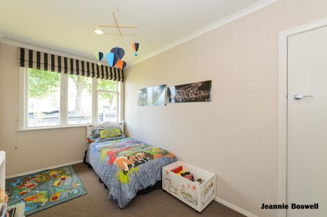 Photo of property in 600 Featherston Street, Roslyn, Palmerston North, 4414