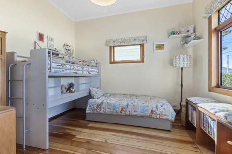 Photo of property in 5 Bay Street, Petone, Lower Hutt, 5012