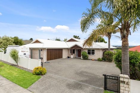 Photo of property in 6 Condor Drive, Pyes Pa, Tauranga, 3112
