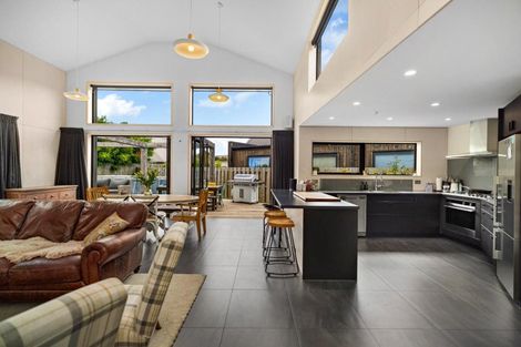 Photo of property in 14 Bellamore Street, Lake Hayes, Queenstown, 9304