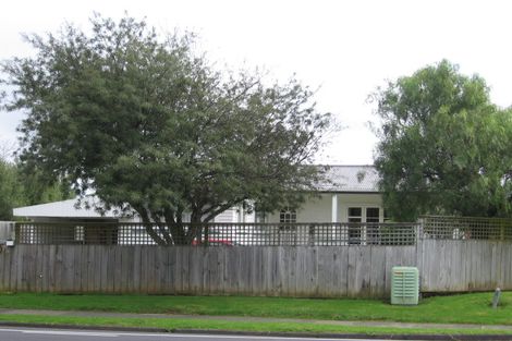Photo of property in 99 Botany Road, Botany Downs, Auckland, 2010