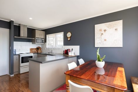 Photo of property in 60 Atuaroa Avenue, Te Puke, 3119