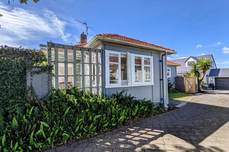 Photo of property in 13 Tahapa Crescent, Meadowbank, Auckland, 1072