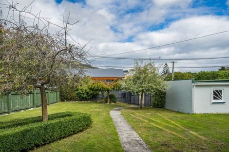 Photo of property in 6 Fairfield Avenue, Fairfield, Lower Hutt, 5011