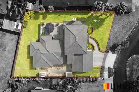 Photo of property in 9 Crannich Place, Wattle Downs, Auckland, 2103