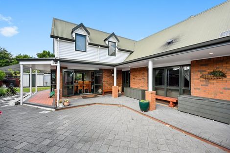 Photo of property in 6 Fencourt Place, Rototuna North, Hamilton, 3210