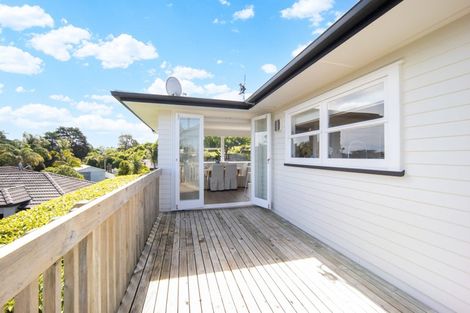Photo of property in 20 Waione Avenue, Te Atatu Peninsula, Auckland, 0610