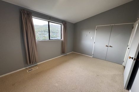 Photo of property in 26 Fiona Grove, Karori, Wellington, 6012