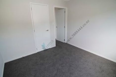 Photo of property in 104 Bowhill Road, New Brighton, Christchurch, 8083