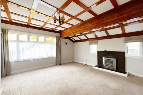 Photo of property in 6 Admiral Beatty Avenue, Mount Roskill, Auckland, 1041