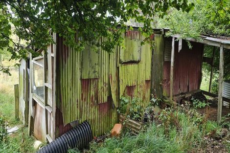 Photo of property in 2174 Rangiwahia Road, Rangiwahia, Kimbolton, 4774