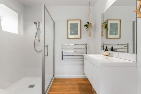 Photo of property in 123 Te Tutu Street, Whangamata, 3691