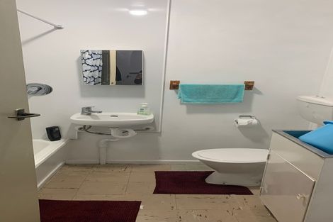 Photo of property in 65 Avenue Road, Otahuhu, Auckland, 1062