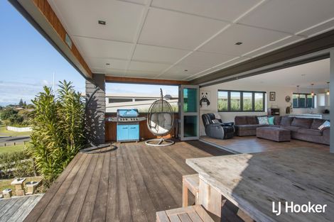 Photo of property in 4 Tohora View, Waihi Beach, 3611