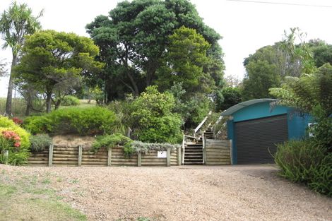 Photo of property in 13 Weka Road, Oneroa, Waiheke Island, 1081