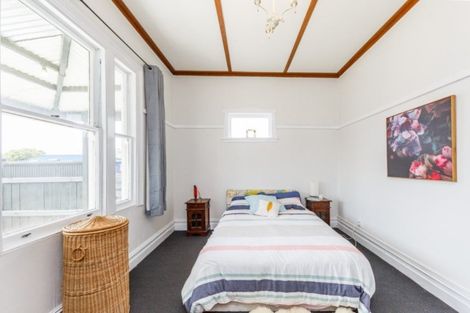 Photo of property in 234 Grey Street, Palmerston North, 4414