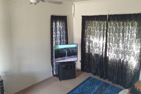 Photo of property in 42 Barnhill Crescent, Pahurehure, Papakura, 2113