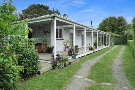 Photo of property in 37 Bluff Hill Road, Waianakarua, Oamaru, 9495