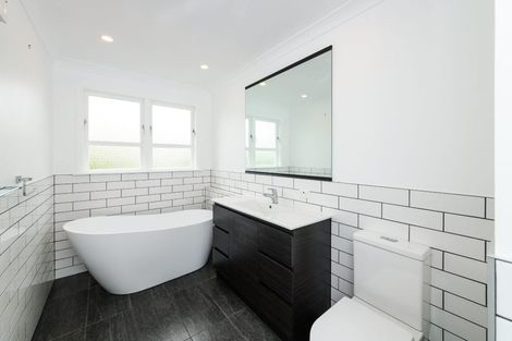 Photo of property in 51 Lincoln Street, Ashhurst, 4810