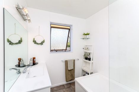 Photo of property in 1988 Egmont Road, Kaimiro, Inglewood, 4386