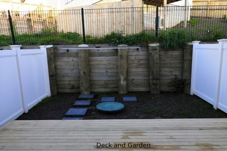 Photo of property in 29 Lawson Creek Street, Massey, Auckland, 0614