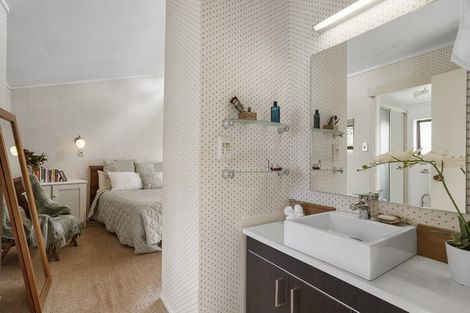 Photo of property in 35 Jacaranda Avenue, Beach Haven, Auckland, 0626