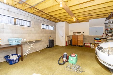 Photo of property in 2 Thomson Avenue, Dinsdale, Hamilton, 3204