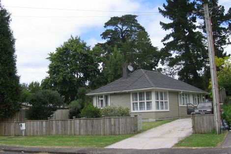 Photo of property in 28 Lauderdale Road, Birkdale, Auckland, 0626