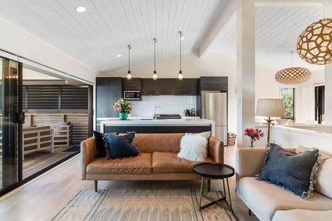 Photo of property in 107 Tangaroa Road, Whangamata, 3620