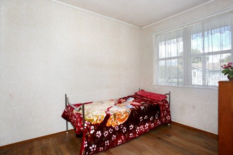 Photo of property in 108 Settlement Road, Papakura, 2110